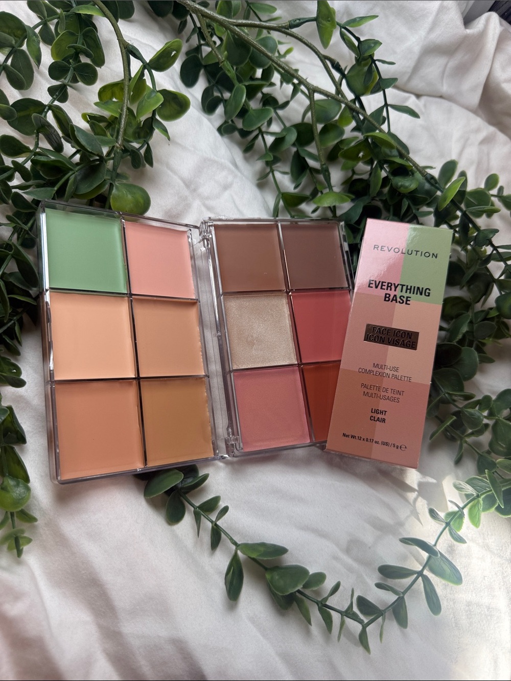 Revolution cream multiuse complexion palette new unused - EVERYTHING BASE